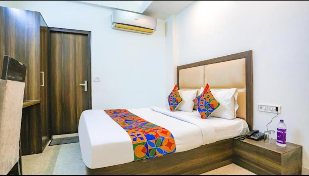 Grand Bella - Greater Kailash Apartment